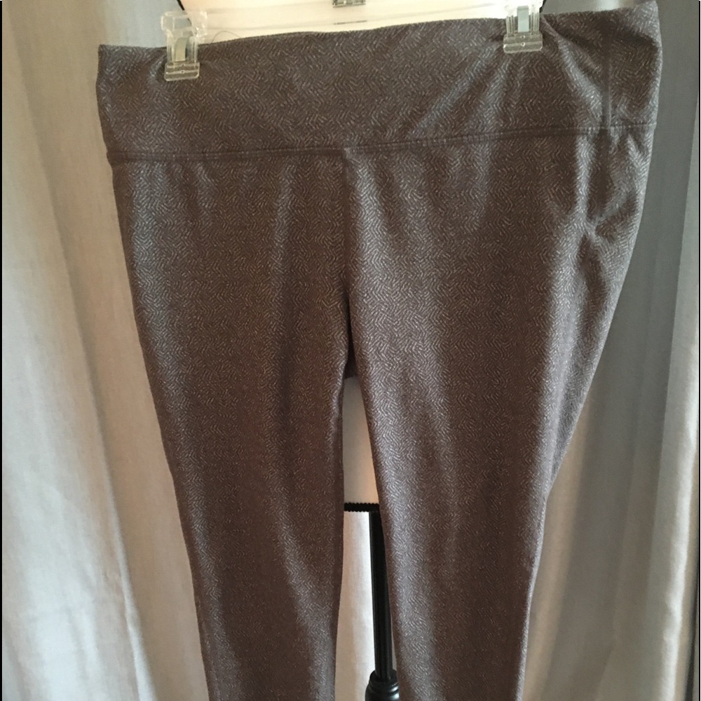 XL Athleta leggings. Brown herringbone